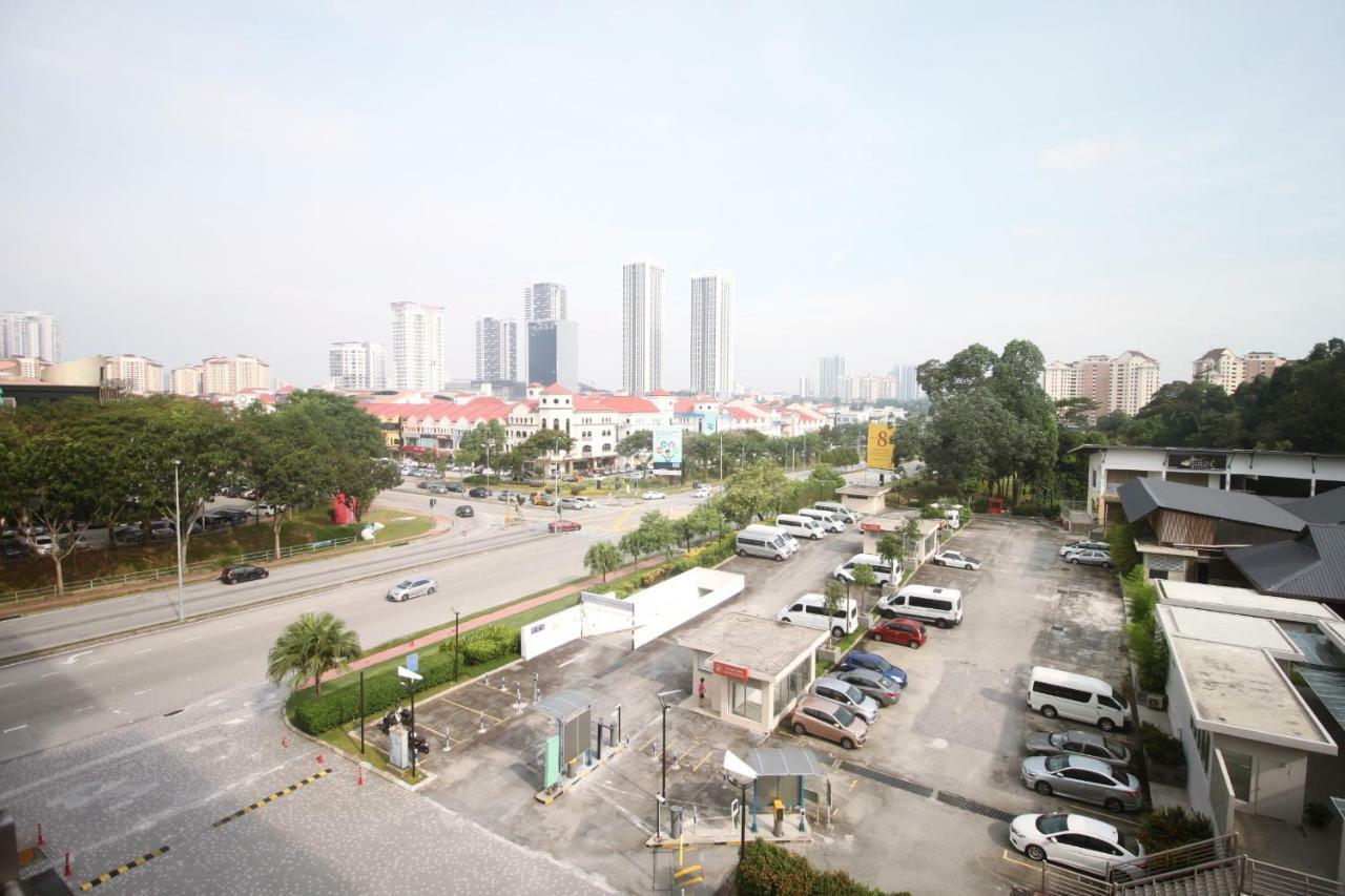 Tropical Hotel Kota Damansara Dış mekan fotoğraf